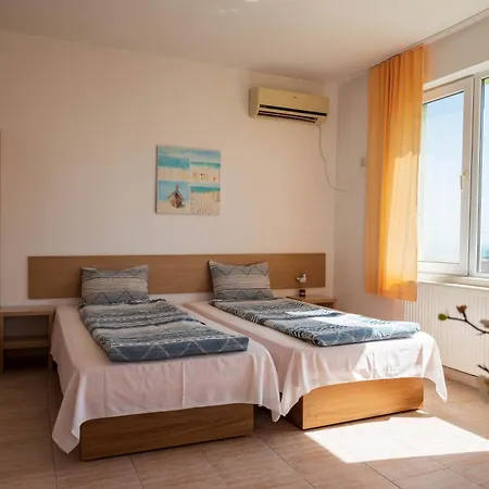 Family Perla Lägenhetshotell 2*