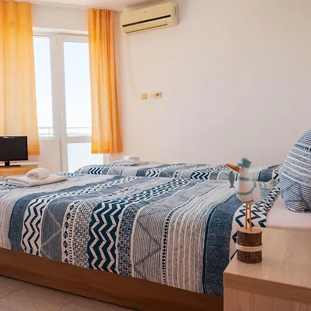 Family Perla 2* Aranyhomok