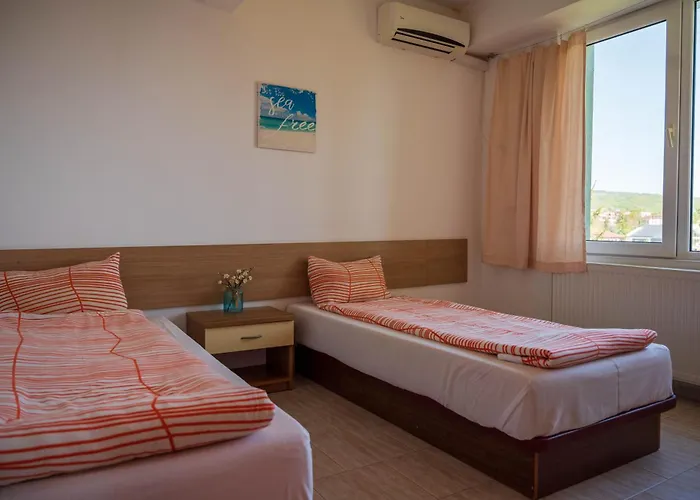 Family Perla 2* Golden Sands