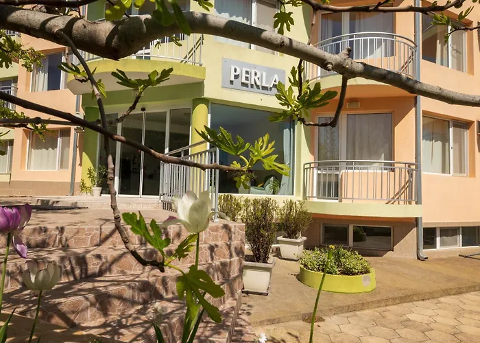 Family Perla 2* Golden Sands