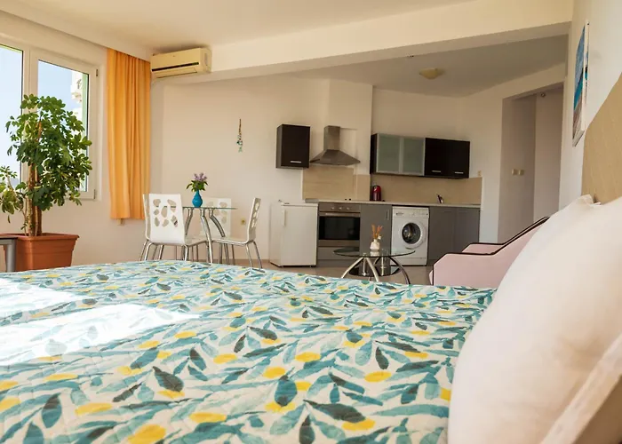 Ξενοδοχείο με διαμερίσματα Family Perla Golden Sands